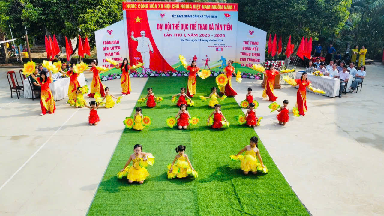 Trường mẫu giáo Hoa Hướng Dương hưởng ứng Đại Hội thể dục thể thao xã Tân Tiến lần thứ I Trường mẫu giáo Hoa Hướng Dương hưởng ứng Đại Hội thể dục thể thao xã Tân Tiến lần thứ I