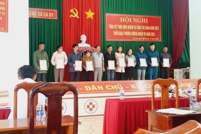 Ngày 26/12/2022 Đảng uỷ xã Eauy tổ chức Hội nghị tổng kết nhiệm vụ công tác Đảng năm 2022 triển khai phương hướng nhiệm vụ năm 2023
