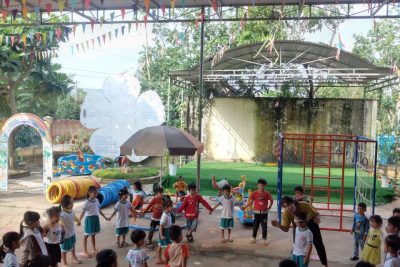 Tiết học dạo chơi ngoài trời